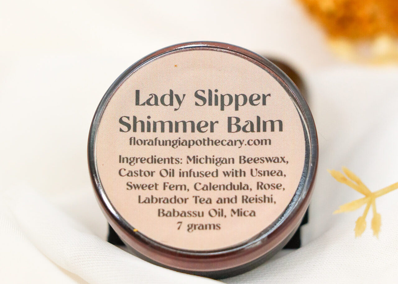 LADY SLIPPER SHIMMER BALM