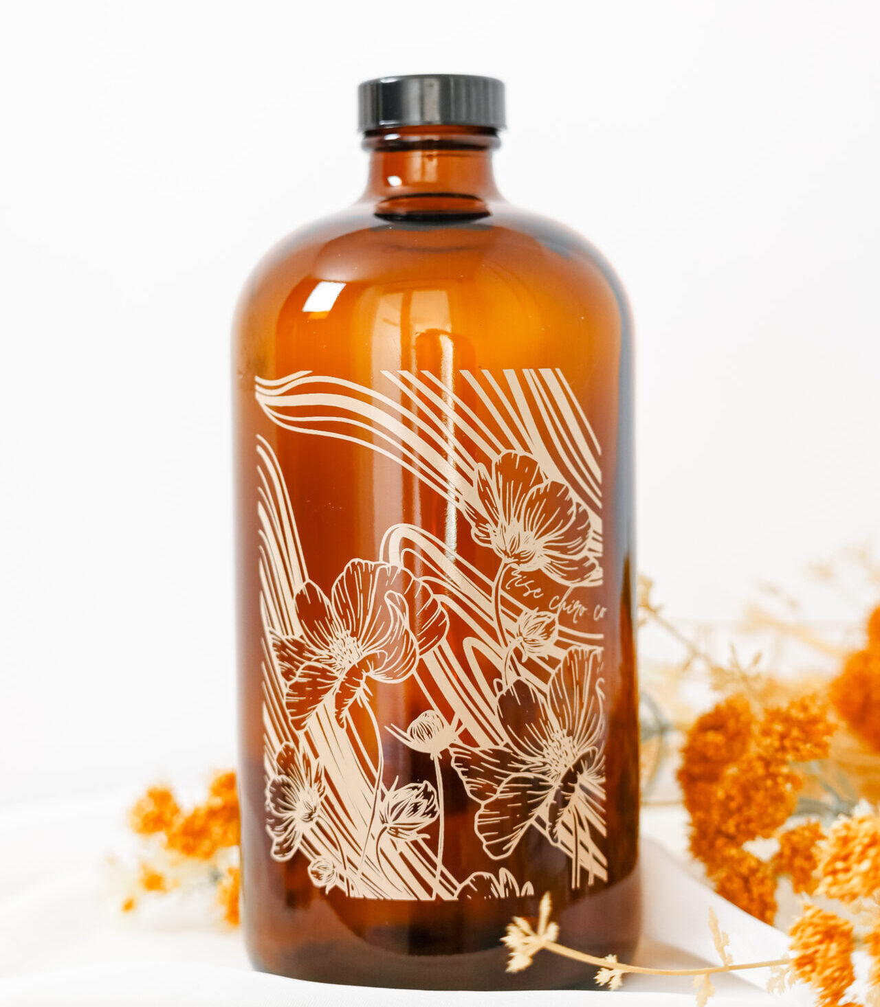 FLORAL BROWN GLASS TUMBLER