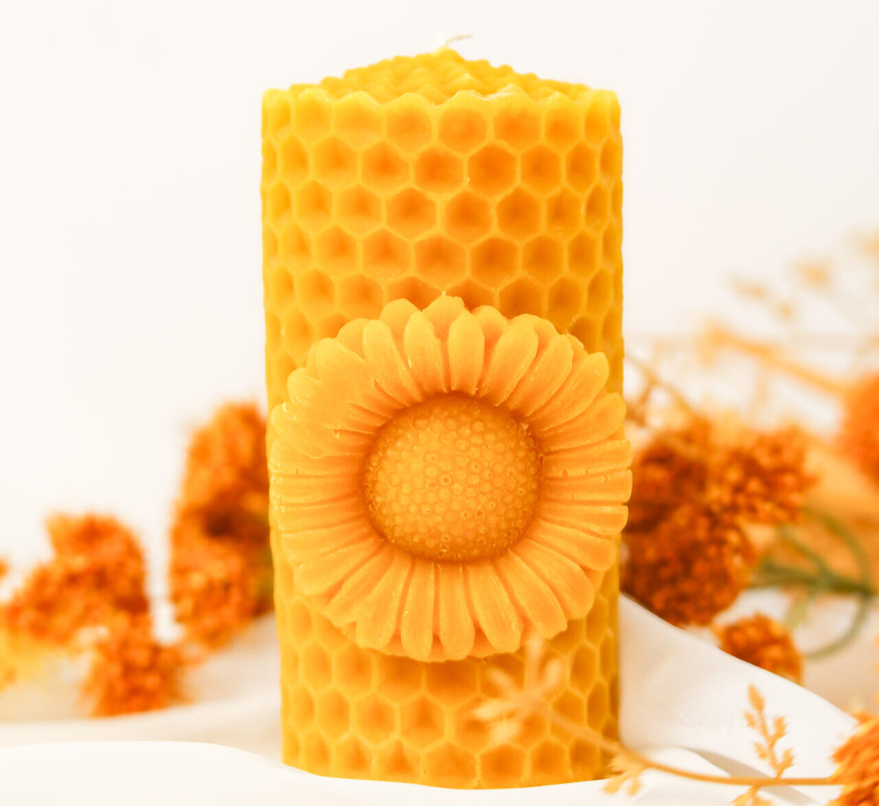 LARGE BEE CANDLE