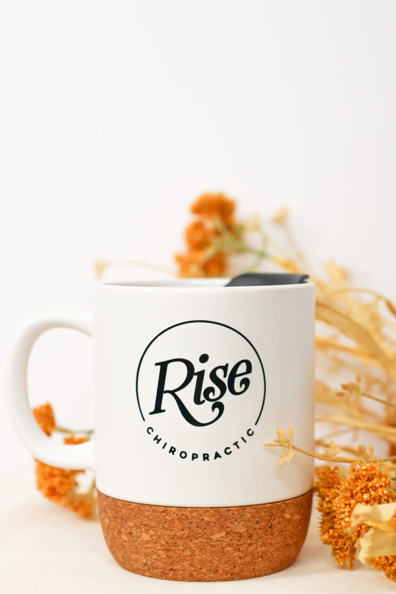RISE SPINE MUG - WHITE