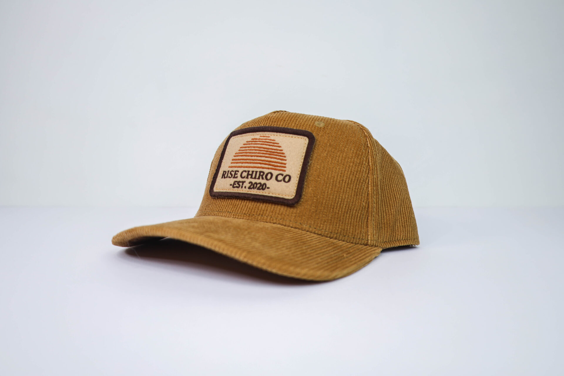 BROWN RISE HAT